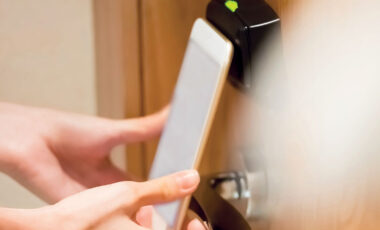 Mobile credential access control